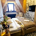 Regina I & Bed & Breakfast 3*