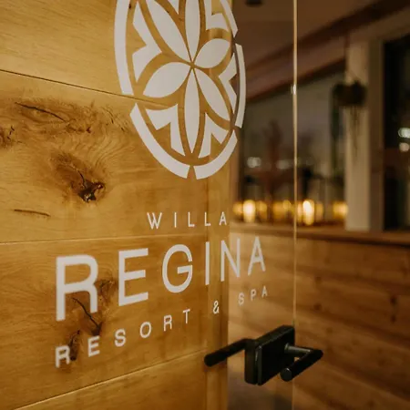 Regina I & Oda ve Kahvaltı 3*