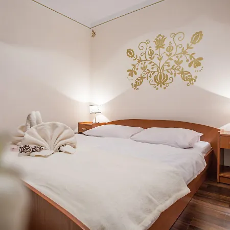 Frühstückspension Regina I & 3*